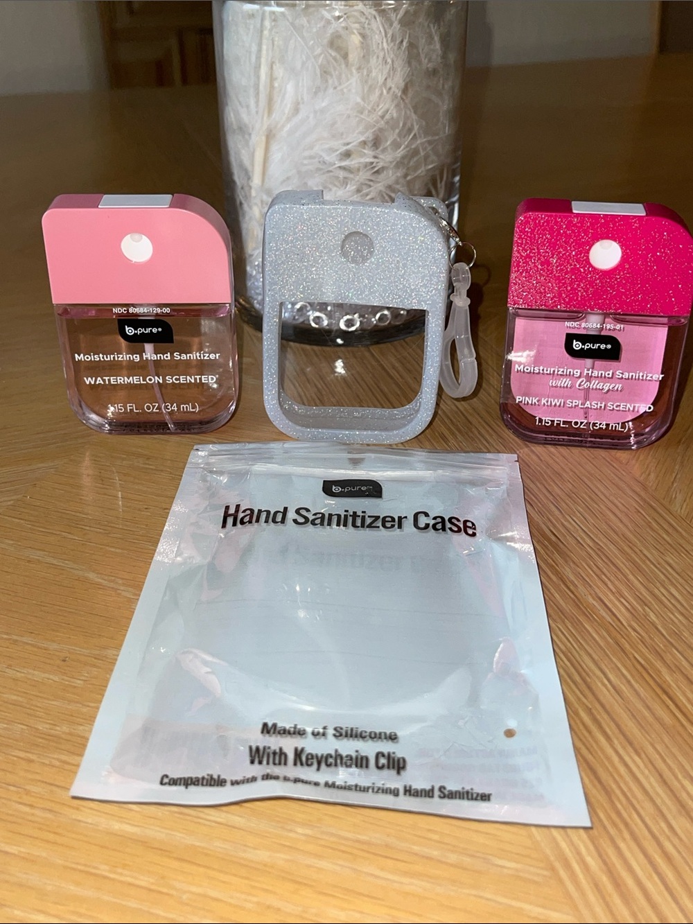 Glitter silver hand sanitizer case & 2 hand sanitizer sprays